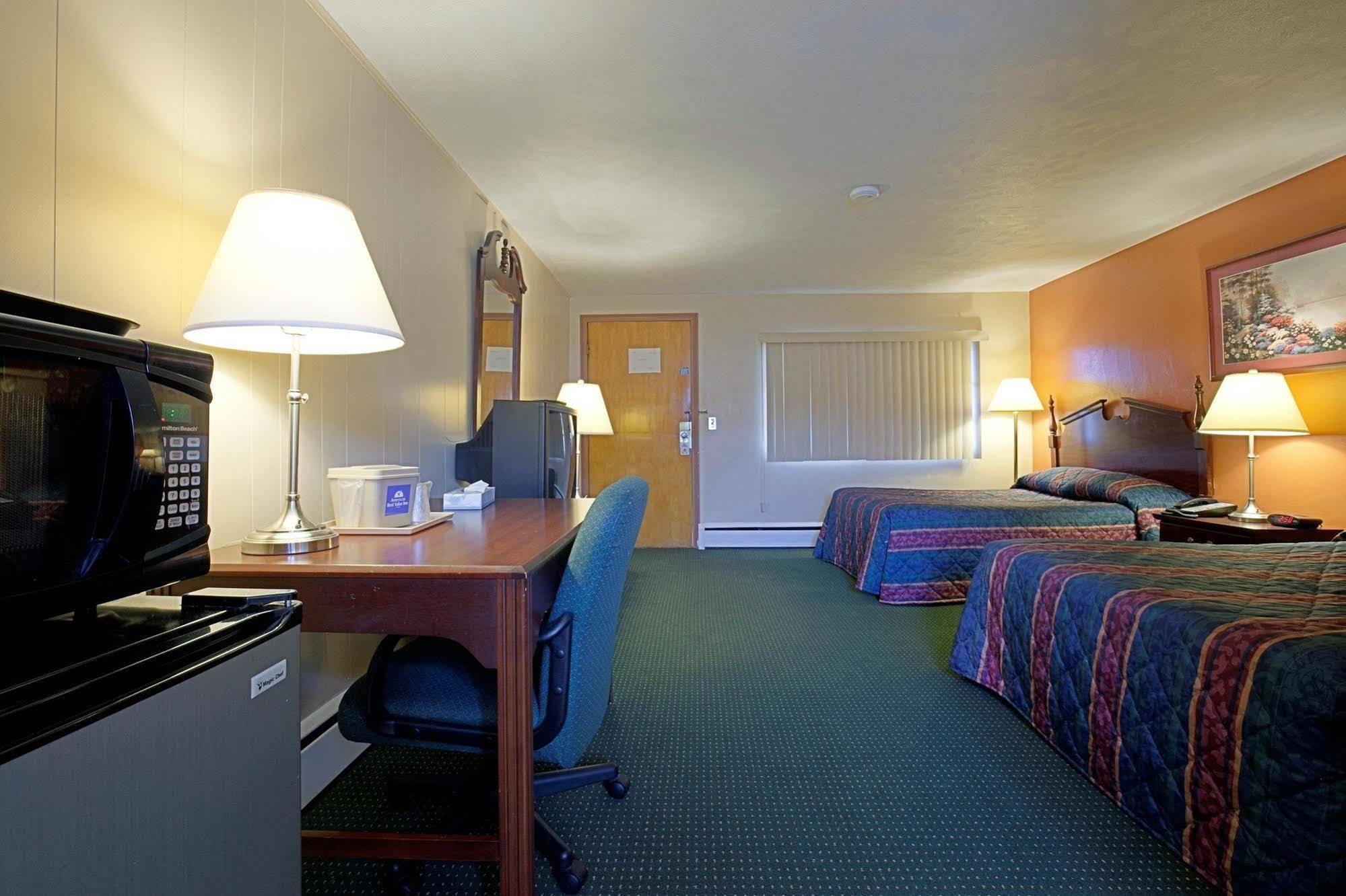 Americas Best Value Inn Bradford Room photo